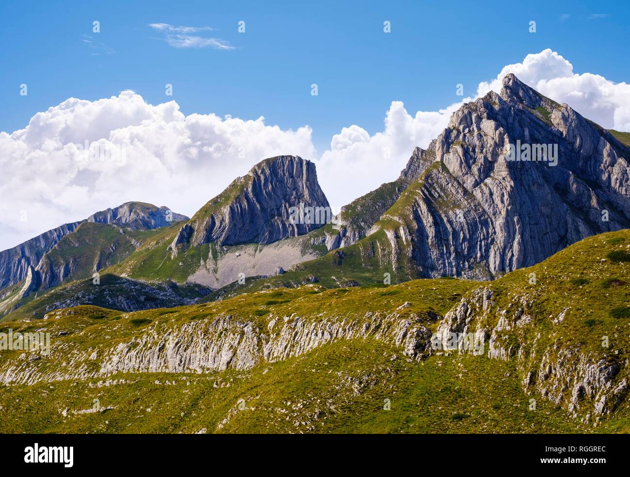 Pasovi Sareni montagnes et Stit, Massif du Durmitor, parc national de Durmitor, Savnik Province, Monténégro Banque D'Images
