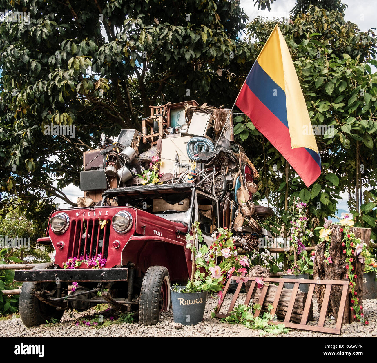 01-03-2019 ; Salento, Magdalena, en Colombie. Une Willys Jeep du 60s réellement utilisés comme matériel photographique, a été traditionnellement utilisé par les Colombiens qui vivent dans t Banque D'Images