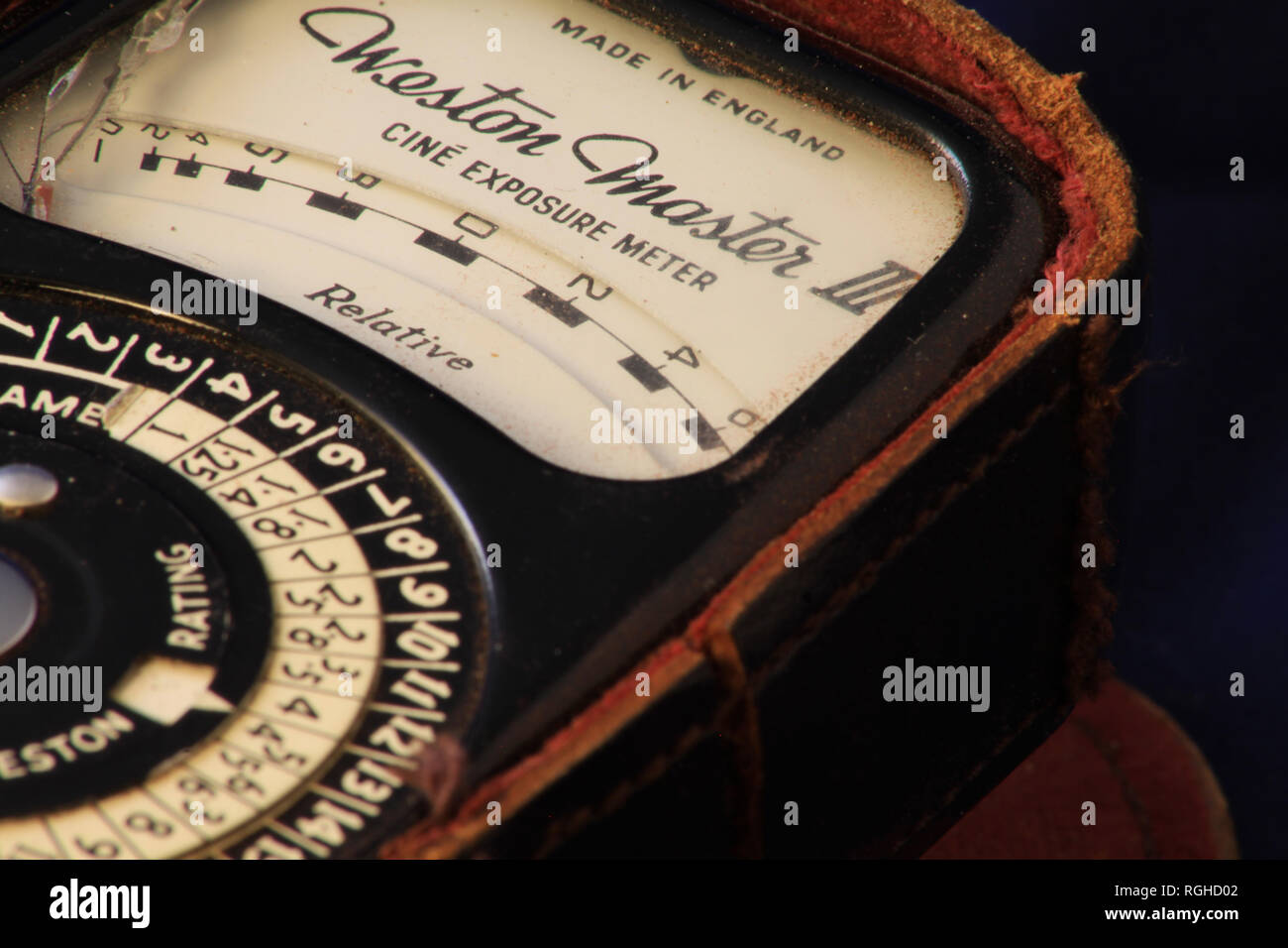 Ancien posemètre du photographe en cas de cuir Banque D'Images