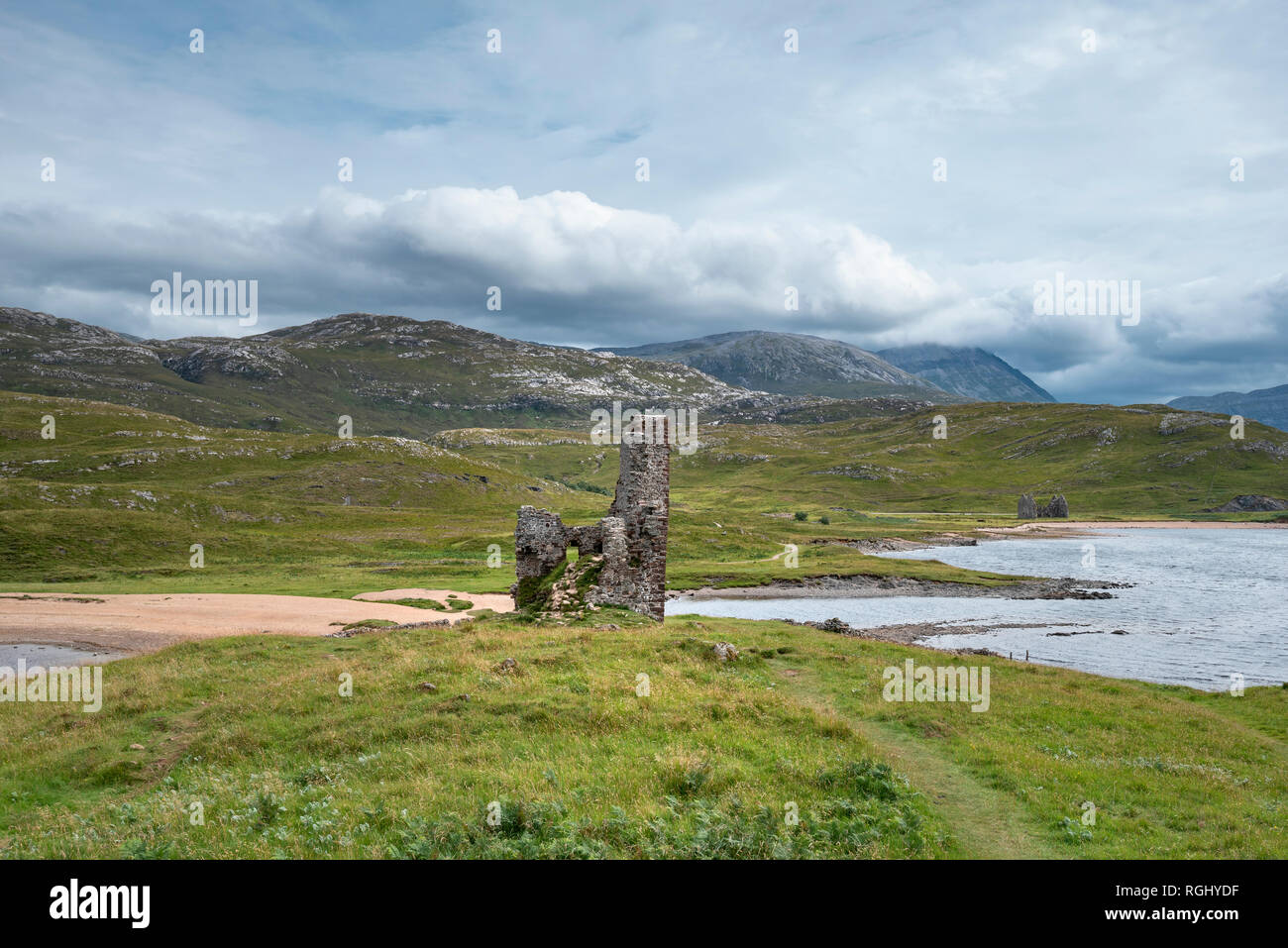 Royaume-uni, Ecosse, Sutherland, Ardvreck Castle à Loch Assynt Banque D'Images