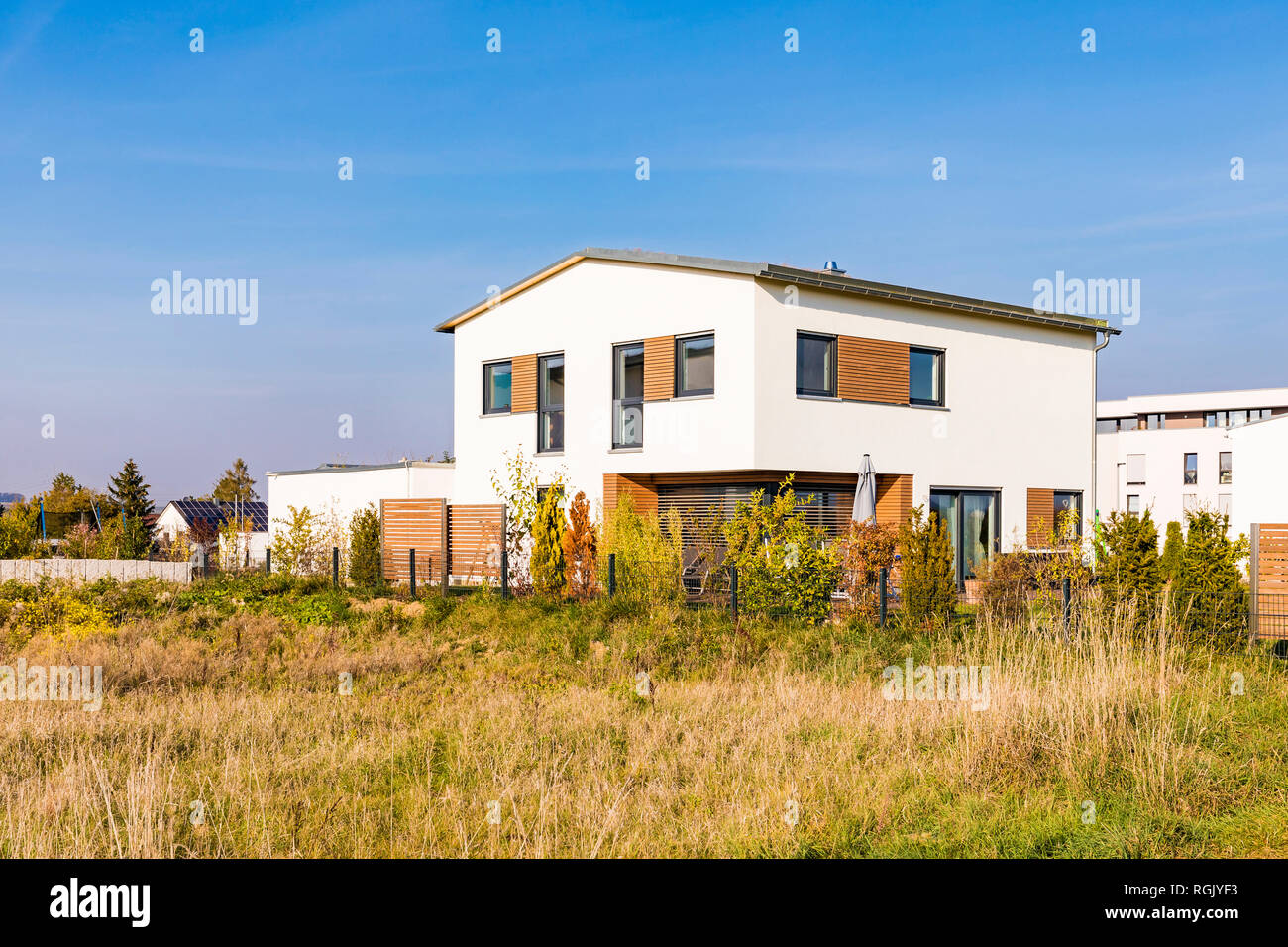Allemagne, Bade-Wurtemberg, Sindelfingen, Darmsheim, zone de développement, l'un moderne-family house Banque D'Images