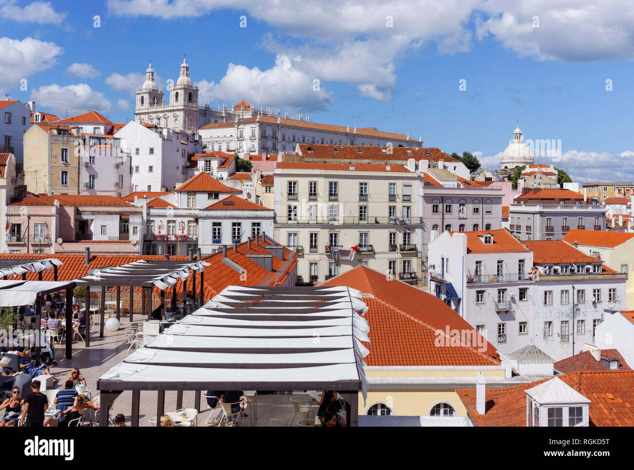 Lisbonne, Portugal, vue sur l'Alfama Banque D'Images
