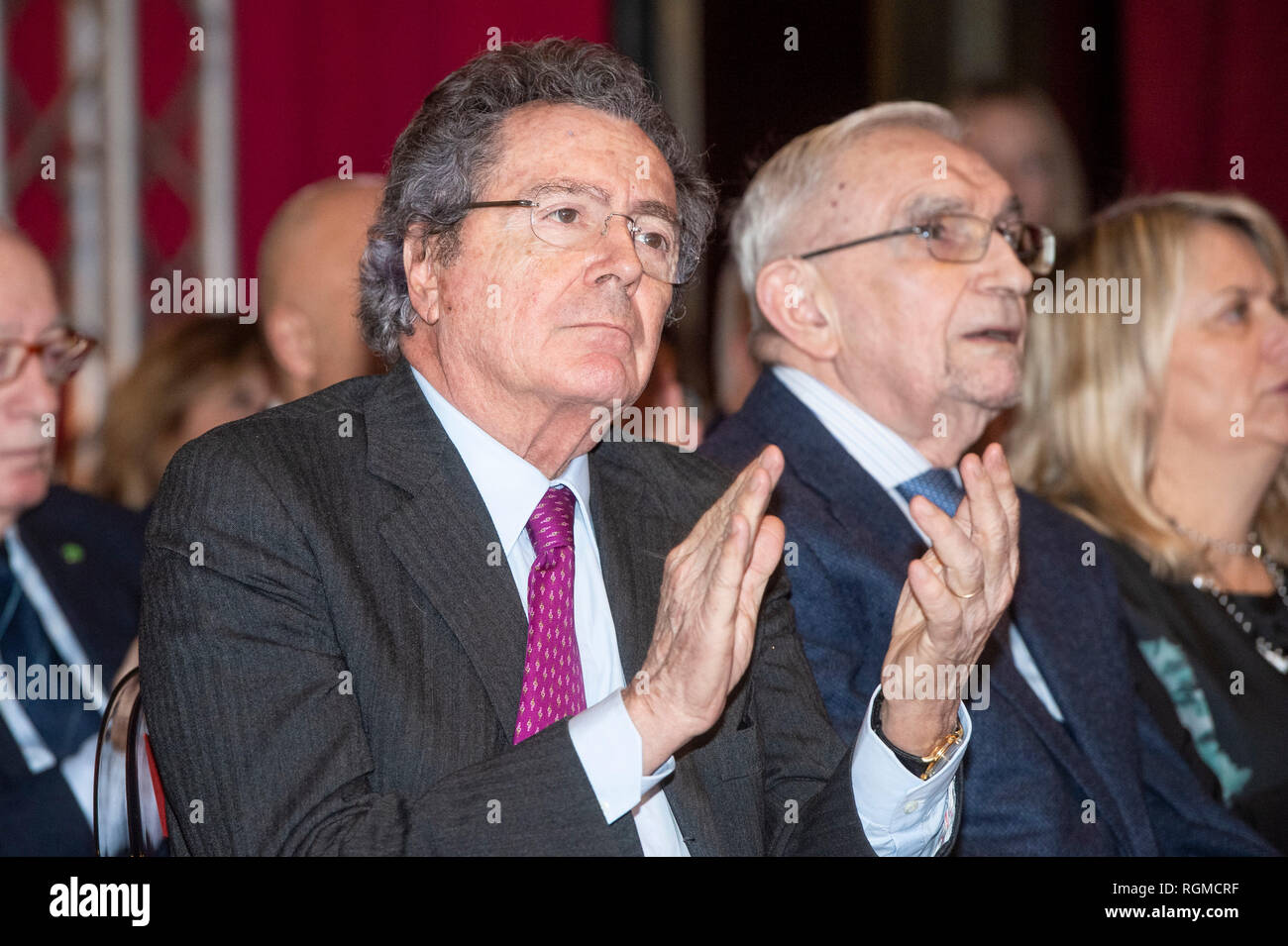 Foto LaPresse/Nicol&# xf2 ; Campo 30/01/2019 Torino (Italia) Cronaca Evento annuale Compagnia di San Paolo par presentare linee di Nella est per il 2019 foto : Gian Maria Gros-Pietro, Giuseppe Guzzetti Photo LaPresse/Nicol&# xf2 ; 30 janvier 2019 Campo, Turin (Italie) News Compagnia di San Paolo événement annuel à présenter lignes d'intervention pour 2019 dans l'image : Gian Maria Gros-Pietro, Giuseppe Guzzetti Banque D'Images