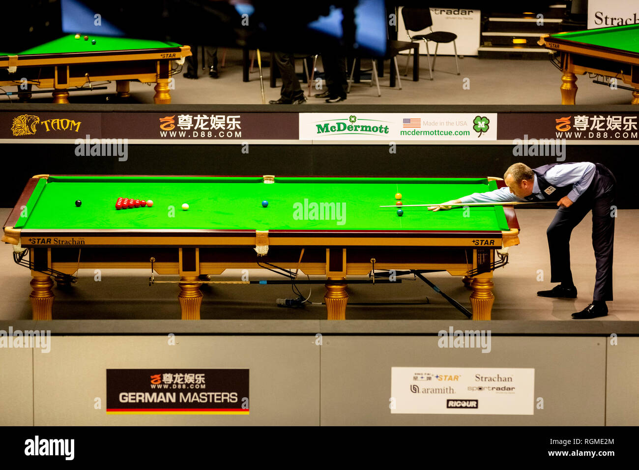 Berlin, Allemagne. 30Th Jan, 2019. Mark Williams, champion du monde de snooker et champion du Pays de Galles, jouera Zhou Yuelong de Chine au German Masters 2019. Credit : Christoph Soeder/dpa/Alamy Live News Banque D'Images