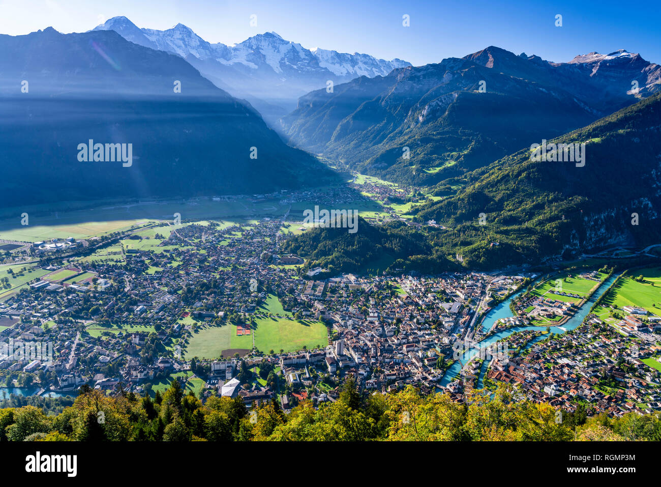 La Suisse, Canton de Berne, Berne Alpes, vue d'Interlaken, vue à partir de la plus difficile Kulm Banque D'Images
