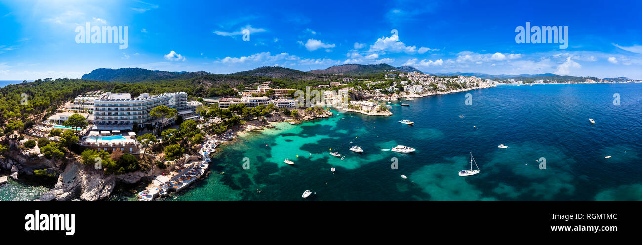 L'Espagne, Îles Baléares, Mallorca, Région Calvia, Costa de la Calma, Peguera, Cala Fornells, côte et port nature Banque D'Images