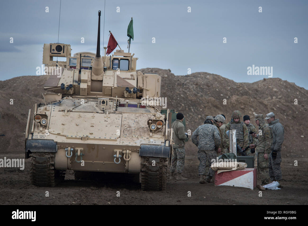 La Garde nationale de l'Armée de l'Idaho se préparer à l'exercice de tir réel avec des véhicules de combat Bradley sur Orchard Centre d'instruction au combat (CTEO) dans l'Idaho. Banque D'Images