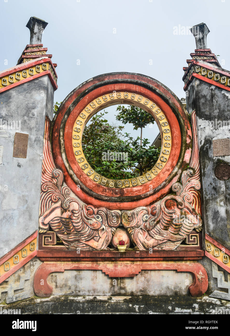 Détails du Temple mère Ba Chua (MU) à Hoi An, au Vietnam. Banque D'Images