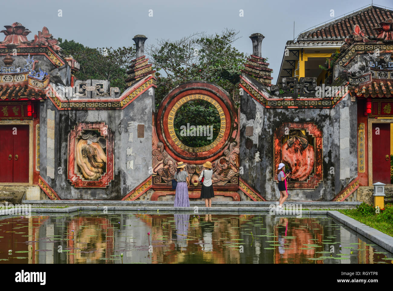 Hoi An, Vietnam - Jan 20, 2019. Temple de Mère Ba Chua (MU) à Hoi An, au Vietnam. Hoi An est noté depuis 1999 au Patrimoine Mondial de l'UNESCO. Banque D'Images