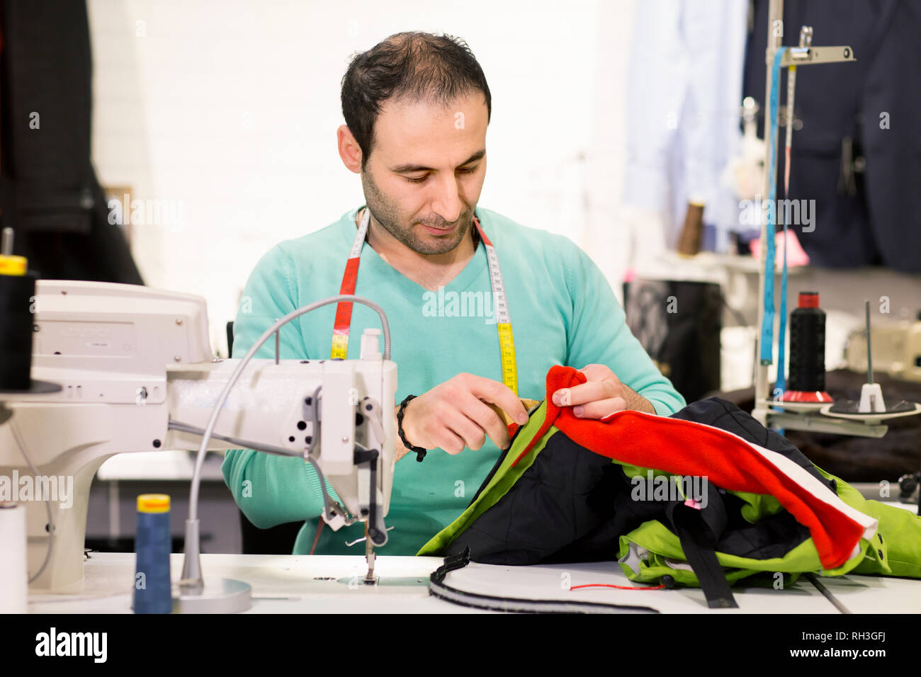 Tailleur dans studio Banque D'Images