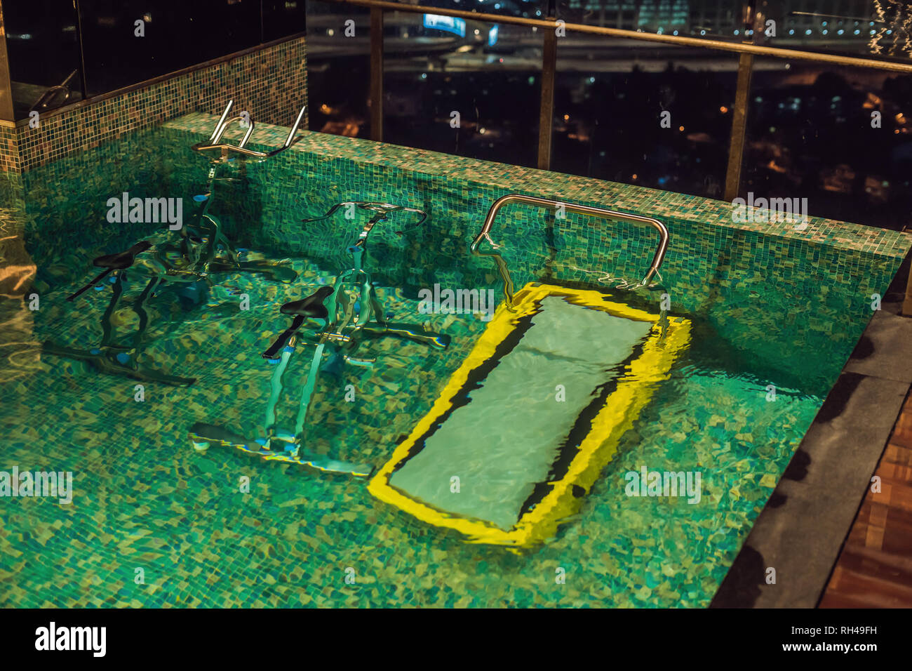 Tapis Sous Piscine