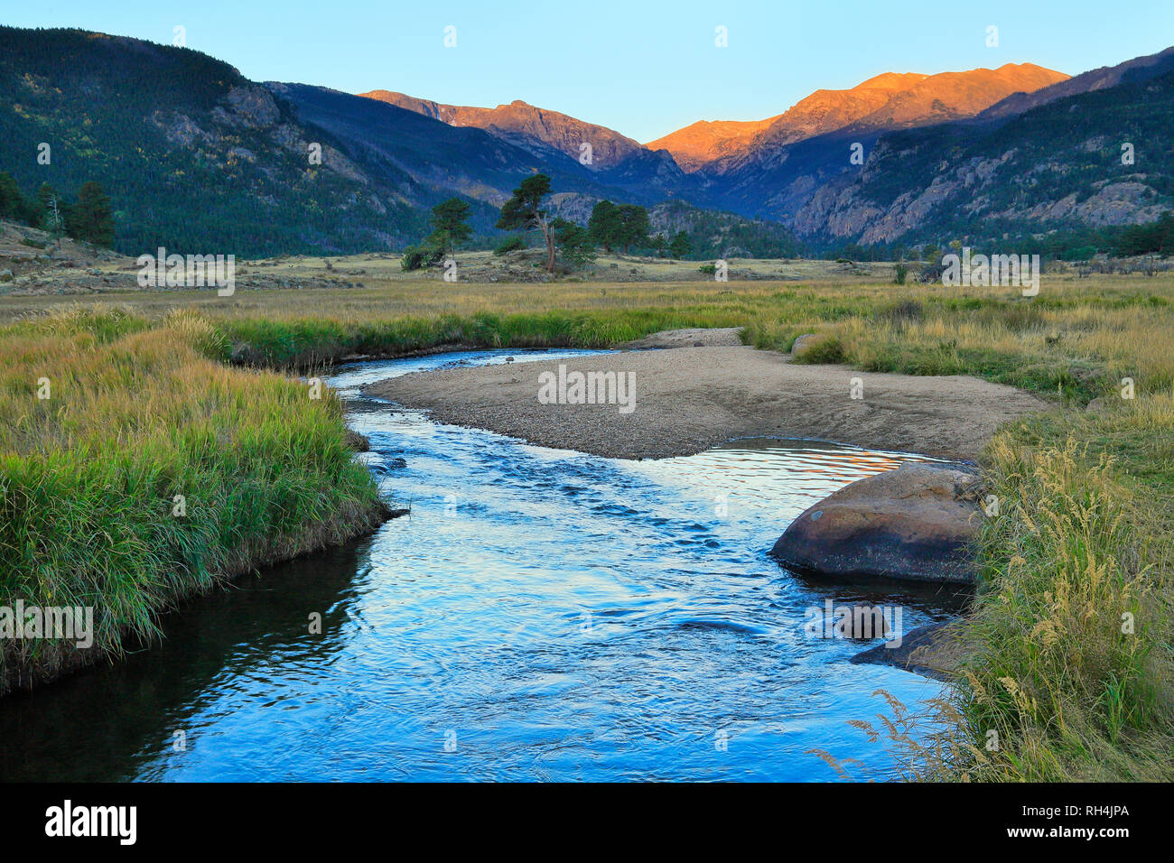 Lever du soleil, Moraine Park, Rocky Mountain National Park, Estes Park, Colorado, USA Banque D'Images