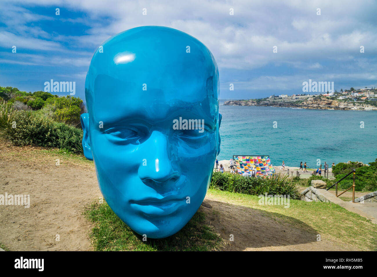 Sculpture de la mer 2018, exposition annuelle sur la promenade côtière entre Bondi et plage de Tamarama, Sydney, Nouvelle-Galles du Sud, Australie. Banque D'Images