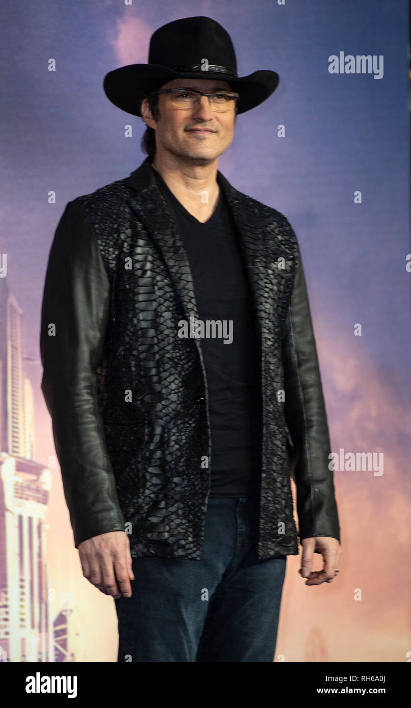 Réalisateur Robert Rodriguez assiste à la première mondiale de 'Alita : Bataille Angel' à l'Odeon Leicester Square. Banque D'Images