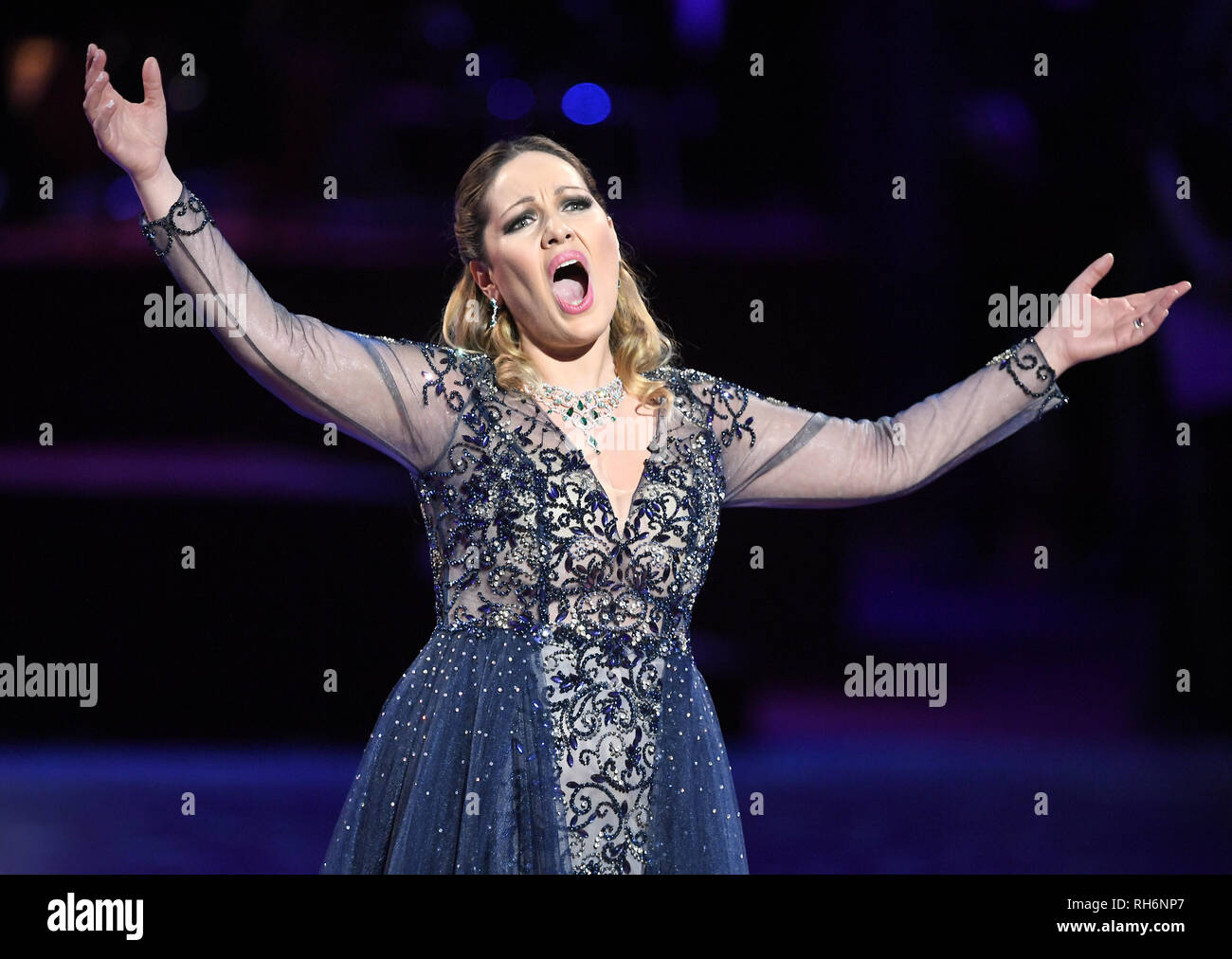 01 février 2019, Saxe, Dresde : Nino Matschaidze apparaît à la 14e Semperopernball. La devise de cette année, la balle est 'Fascination Dresden - rêves'. Photo : Britta Pedersen/dpa-Zentralbild/dpa Banque D'Images