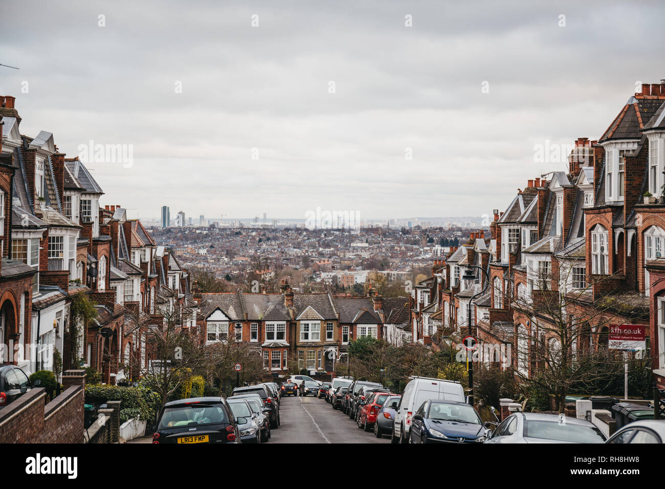 Londres, Royaume-Uni - 02 avril, 2018 : ville de Londres vu de Muswell Hill, une banlieue du nord de Londres célèbre pour de nombreuses rues avec Edwardian architectur Banque D'Images