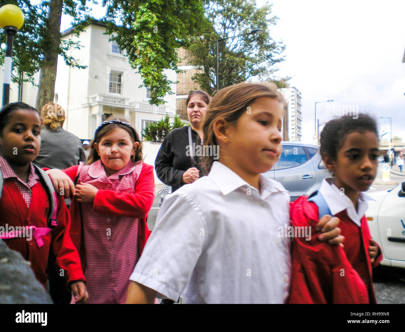 Les jeunes filles d'une école confessionnelle musulmane, Londres, Angleterre, Royaume-Uni Banque D'Images