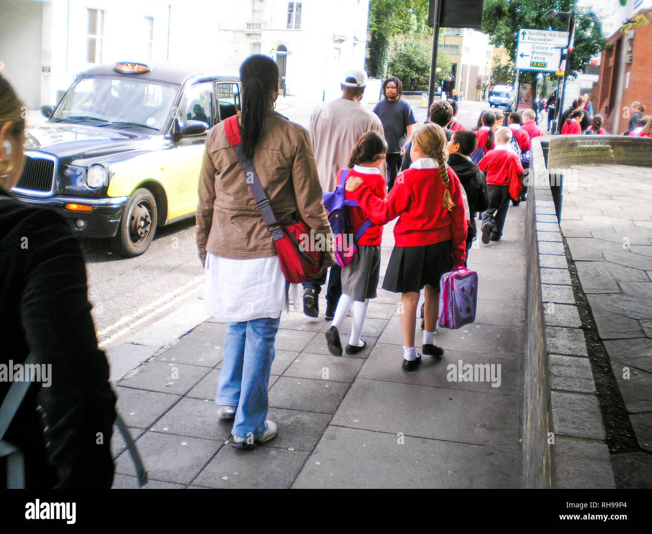 Les jeunes filles d'une école confessionnelle musulmane, Londres, Angleterre, Royaume-Uni Banque D'Images