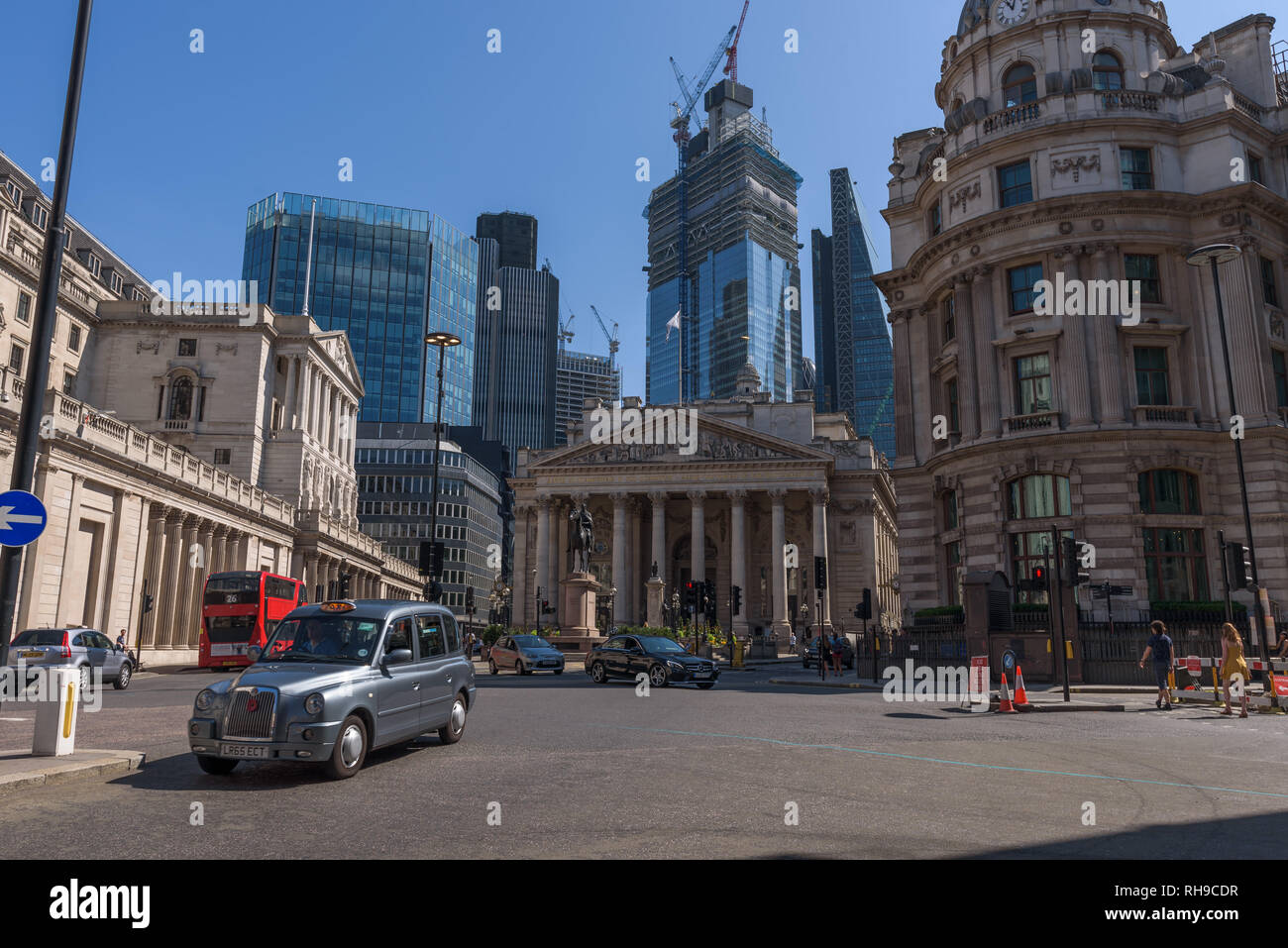 La sortie de la banque, où Threadneedle Street, Cornhill, hôtel particulier Rue et Lombard Street. Il est à la maison à la London Stock Exchange Group. Banque D'Images