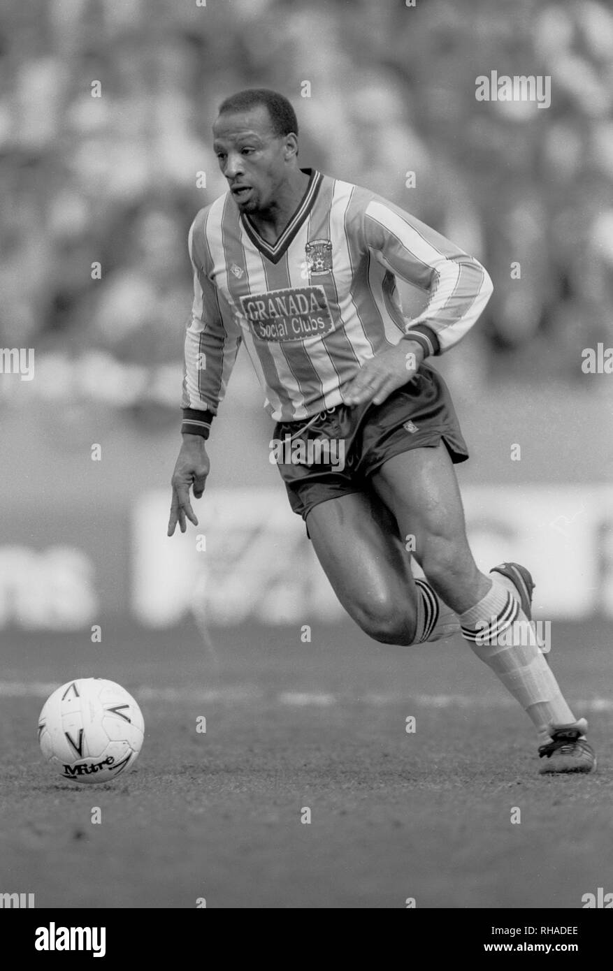 CYRILLE REGIS, COVENTRY CITY FC, , 1987 Banque D'Images