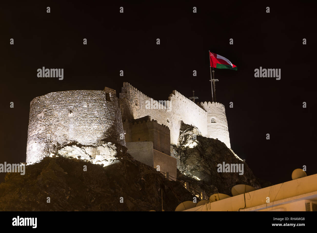 Fort Mutrah à Mascate (Oman) la nuit Banque D'Images