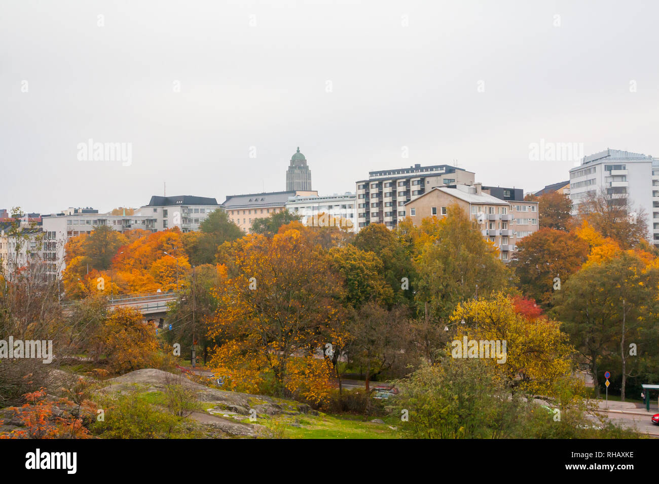 Helsinki, Finlande. Kallio district cityscape at autumn Banque D'Images