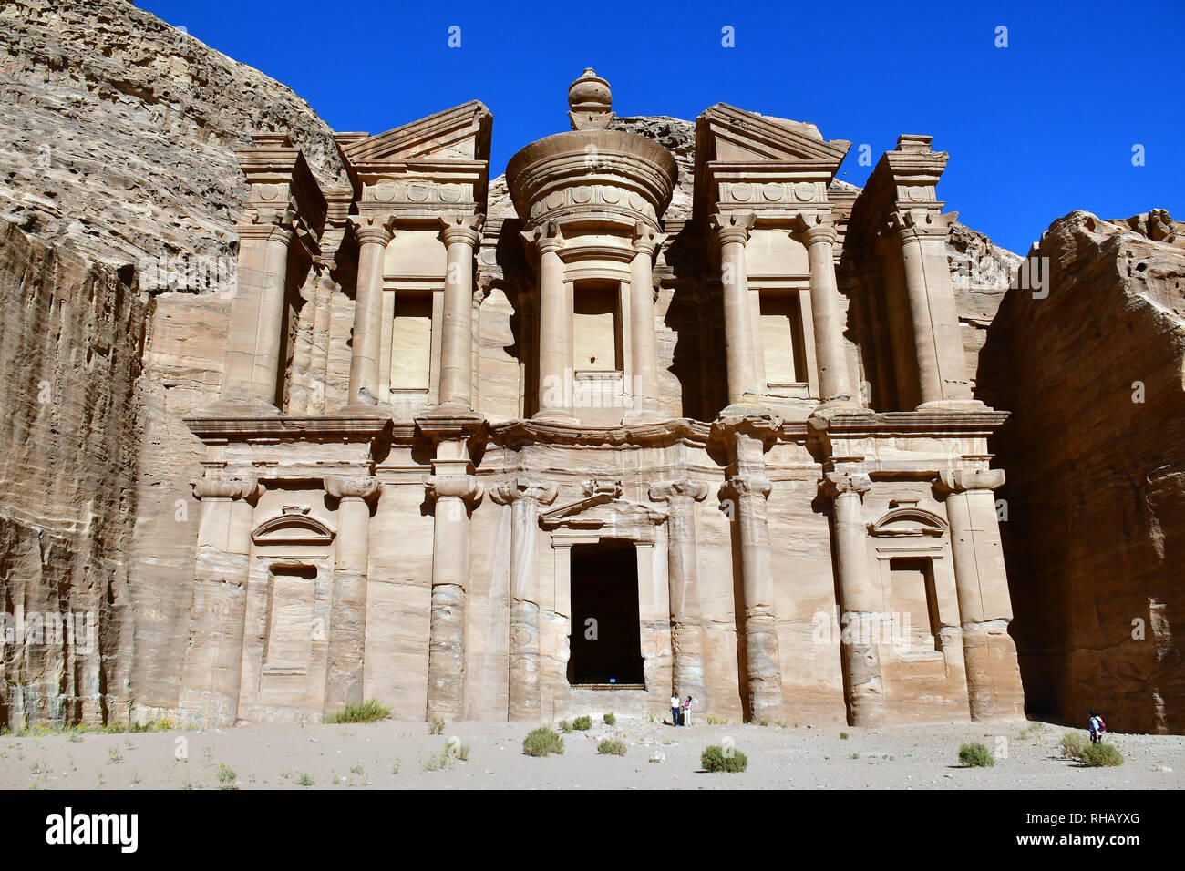 L'El-Deir, (le monastère) à Petra.L'ancienne ville de Petra est un site du patrimoine mondial de l'UNESCO. Banque D'Images