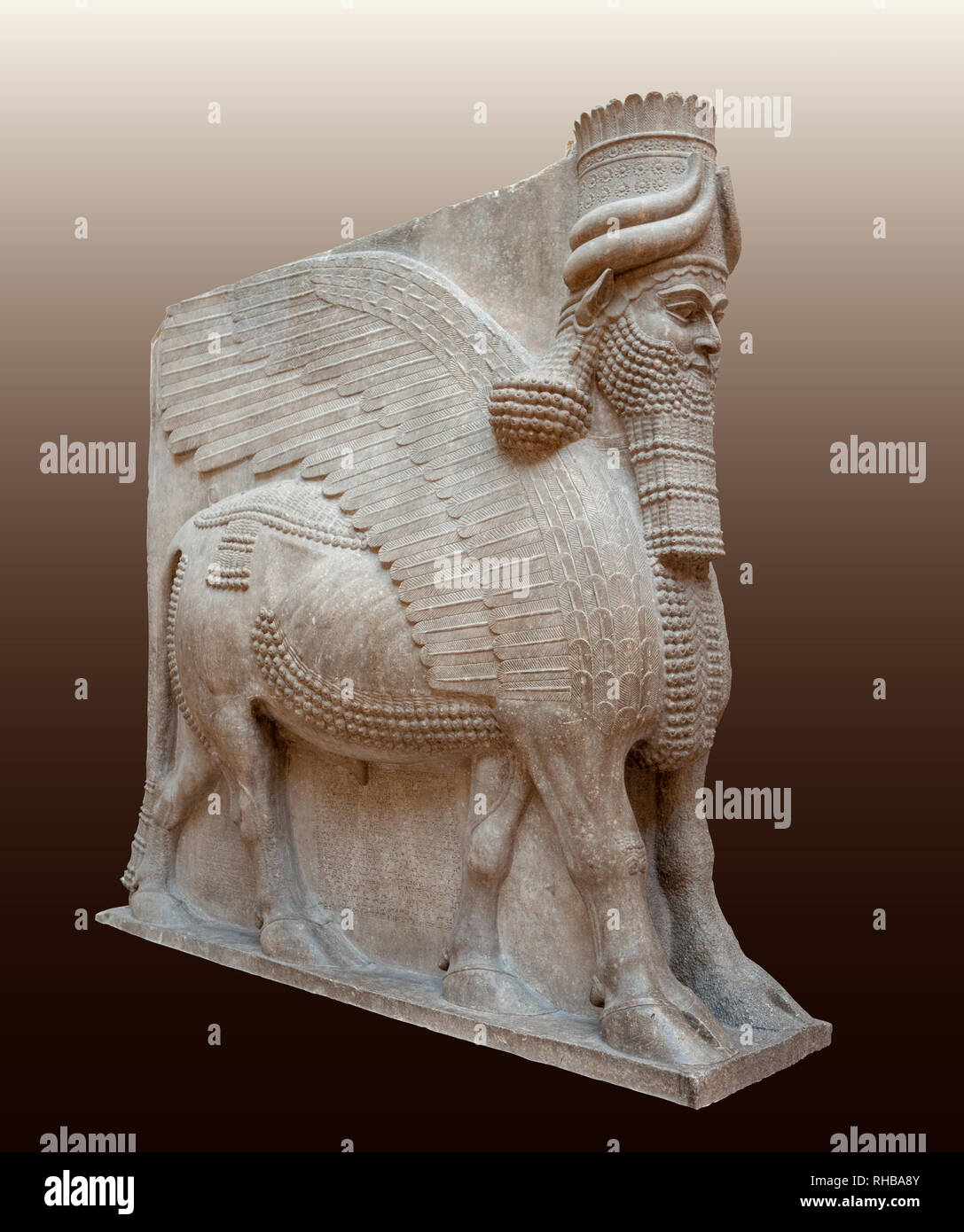 Lamassu. De Khorsabad, de l'Iraq. Gypseous l'albâtre. Isolé avec chemin de détourage. Banque D'Images