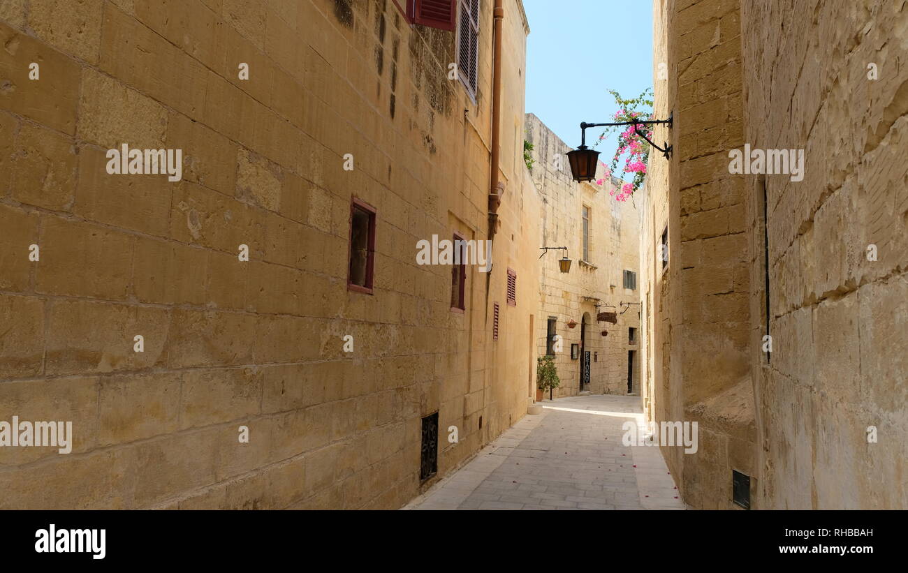 Mdina, dans l'île de Malte, est l'un des plus populaires lieux visités par les voyageurs. Son histoire remonte à plus de 4000 ans. Banque D'Images