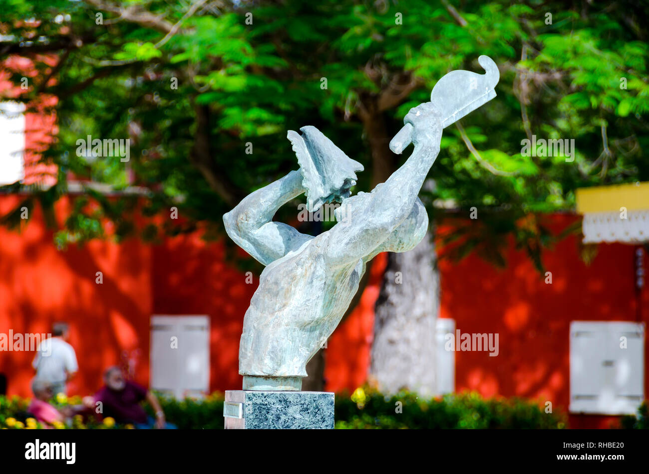 'Liberté' Statue homme souffle corne conque commémore la révolte des esclaves du 19e siècle saint Frederiksted Corix USVI Banque D'Images
