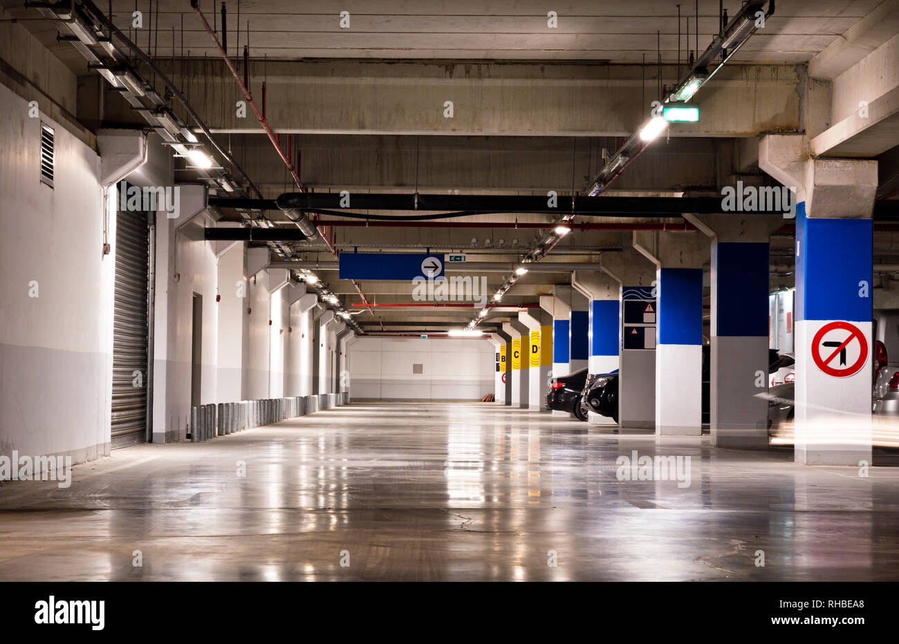 Garage souterrain Banque D'Images