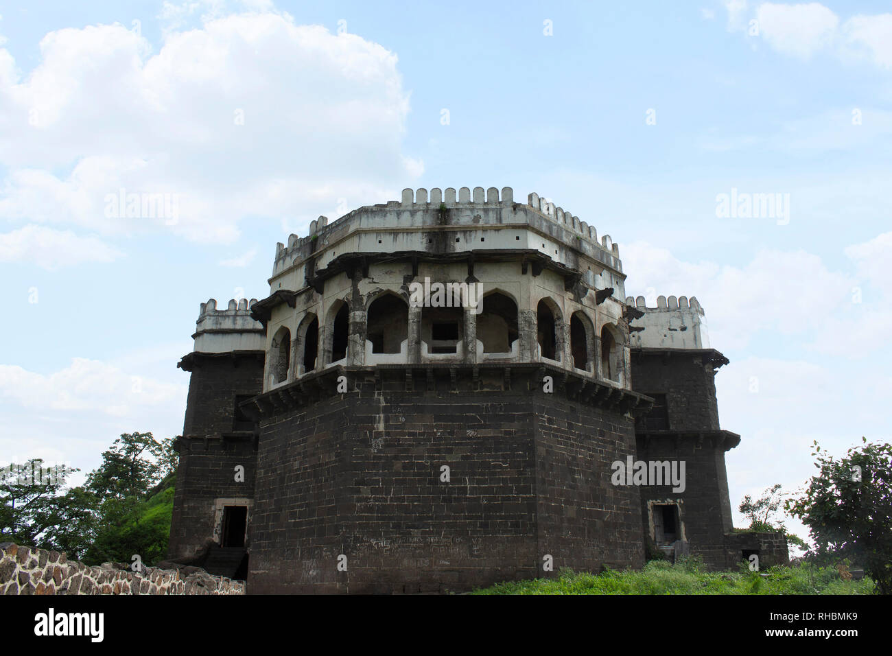 Daulatabad Fort Deogiri façade, Aurangabad, Maharashtra, Inde Banque D'Images