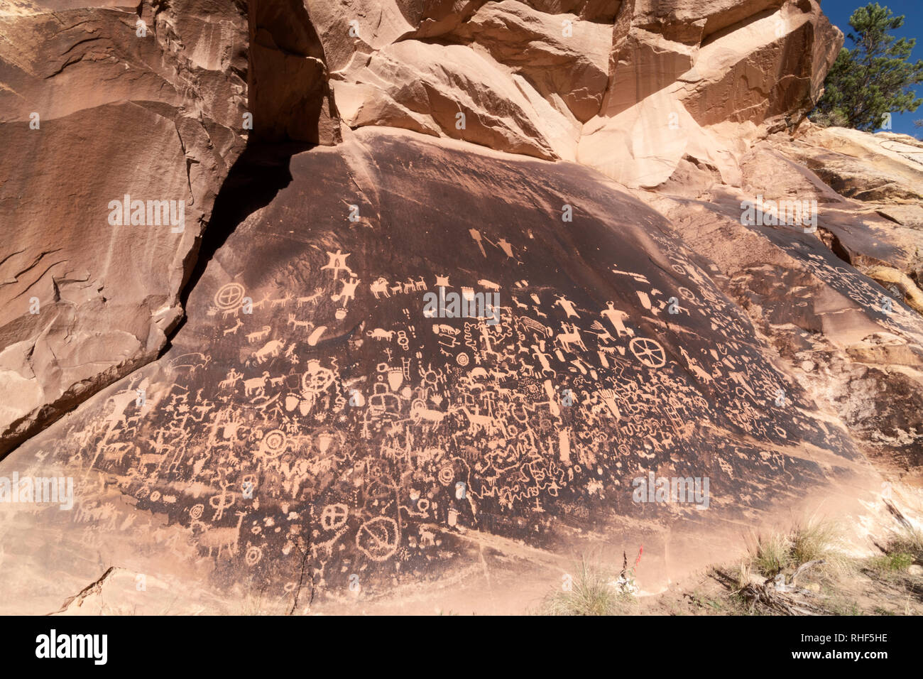 Pétroglyphes à Rock Journal à UT 211 près de Monticello, Utah, USA Banque D'Images