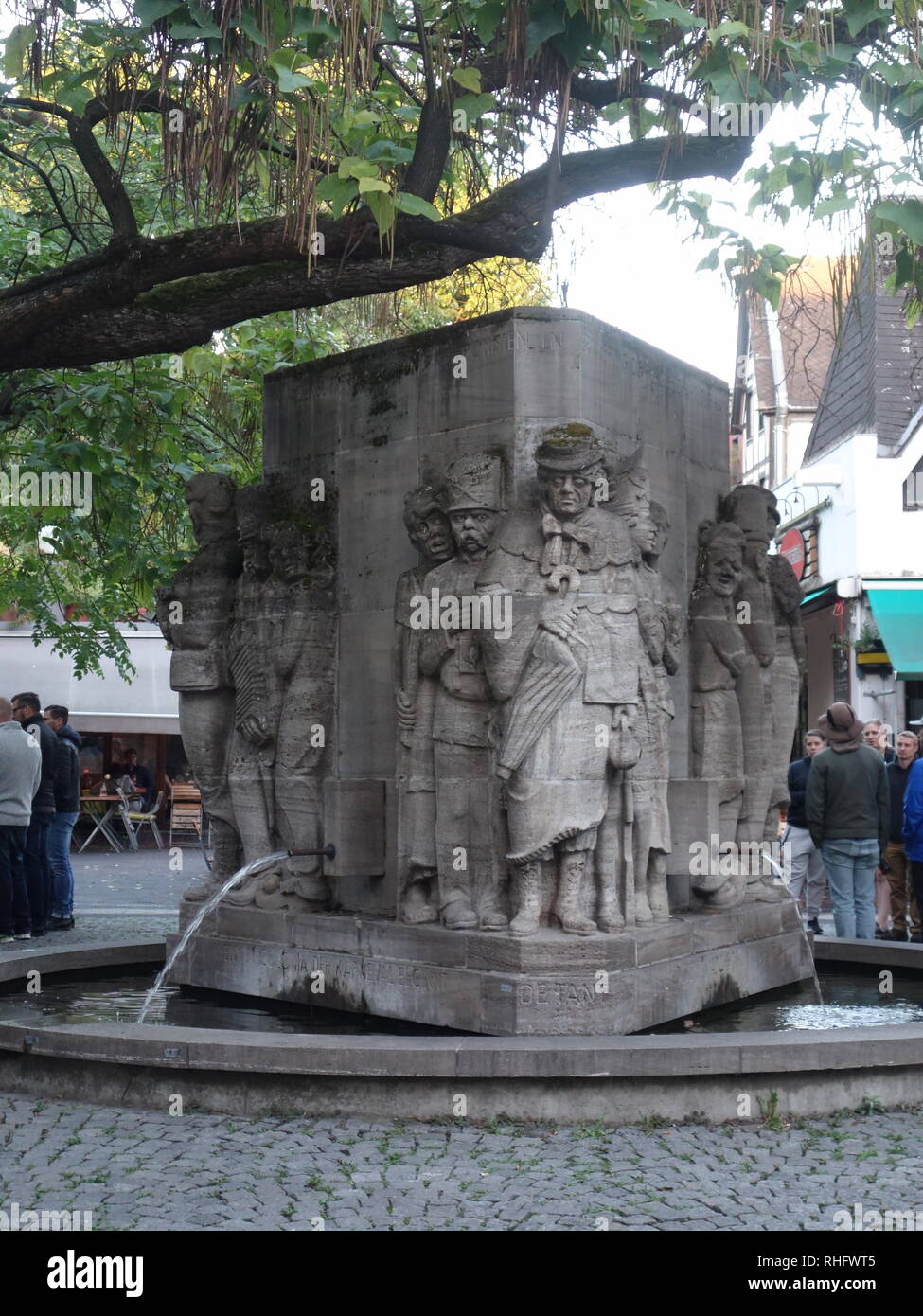 Willi Ostermann memorial statue fontaine dans la vieille ville de Cologne, Allemagne Banque D'Images