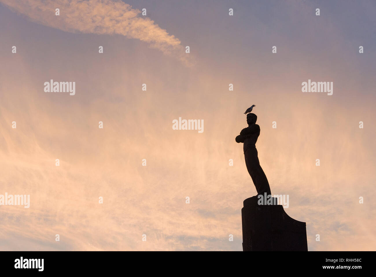 Le monument aux marins sur Zeeheldenplein. Chaque année, nous rendons hommage aux nombreux pêcheurs Ostende qui est mort en mer à Ostende, Belgique Banque D'Images