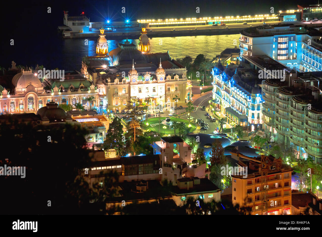 Place du Casino de Monte Carlo soirée carré vue aérienne, Principauté de Monaco Banque D'Images