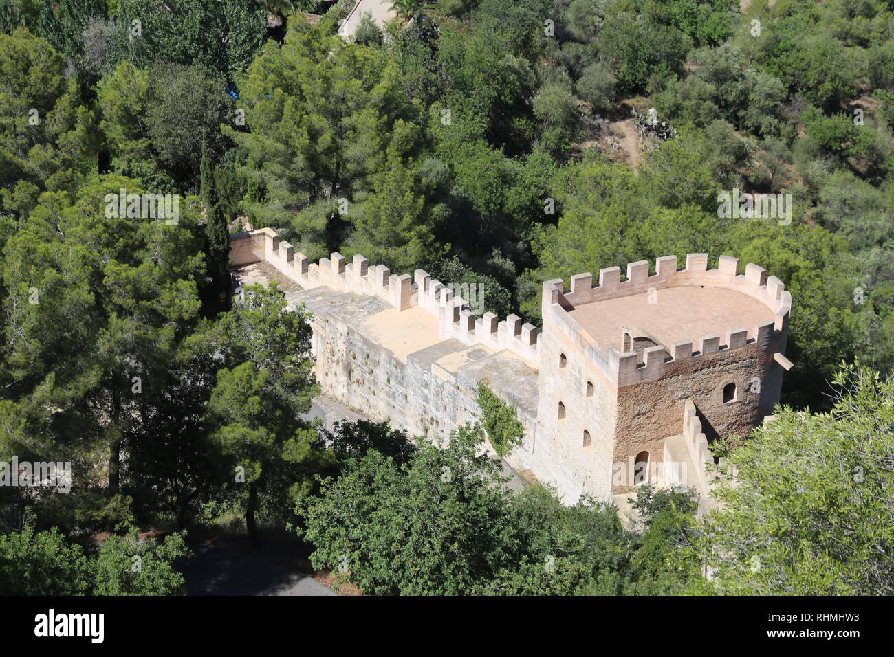 Vieux murs du château du Pape Alexandre VI (Borgia), en Espagne Banque D'Images