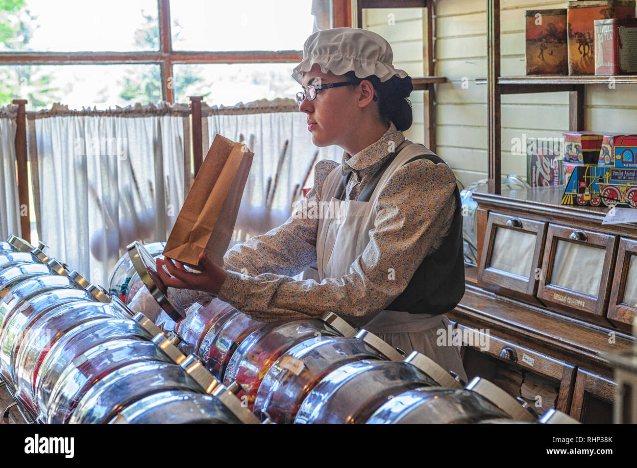 Boutique marchande de bonbons à Heritage Park, Calgary, Alberta dans le magasin général {Claresholm magasin de bonbons à l'ancienne) Banque D'Images