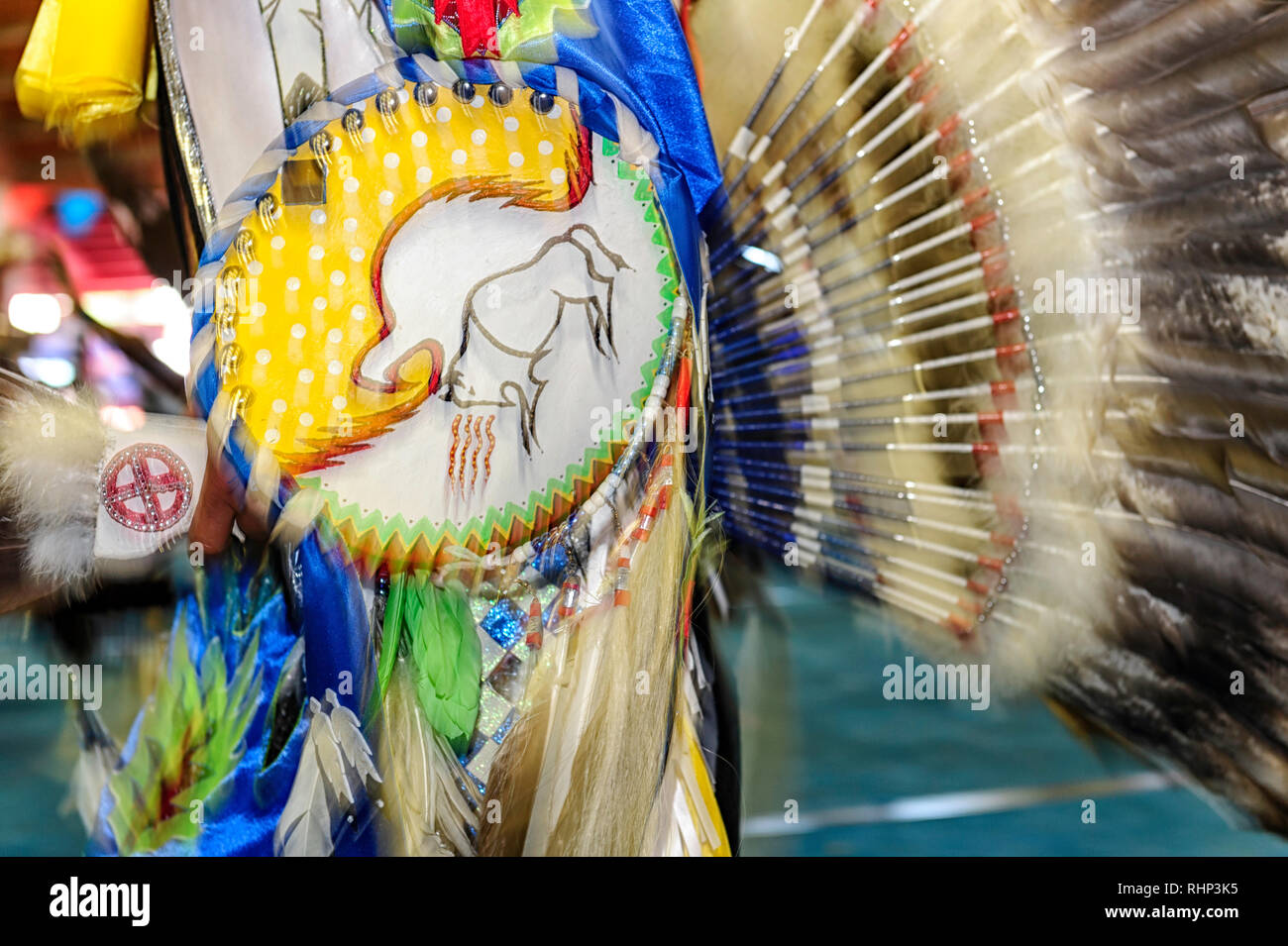 Première Nation de danseuses à l'Tsuut'ina Pow Wow annuel Rodeo & Bragg Creek, Alberta, Canada Banque D'Images