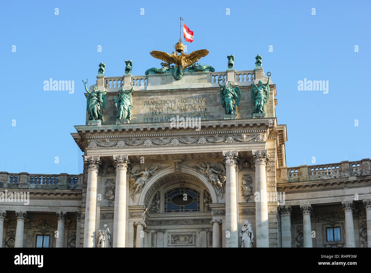 La Hofburg de Vienne, en Autriche. Vue de l'Heldenplatz Banque D'Images