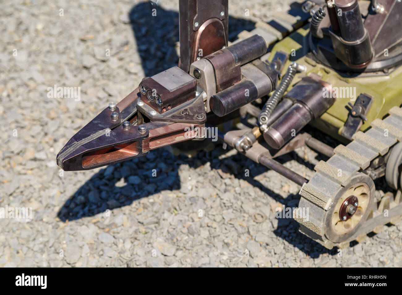 Forum technique militaire international-2018 de l'armée. Des robots mobiles à des fins spéciales de complexes 1600 Cobra. Vue sur le manipulateur Banque D'Images