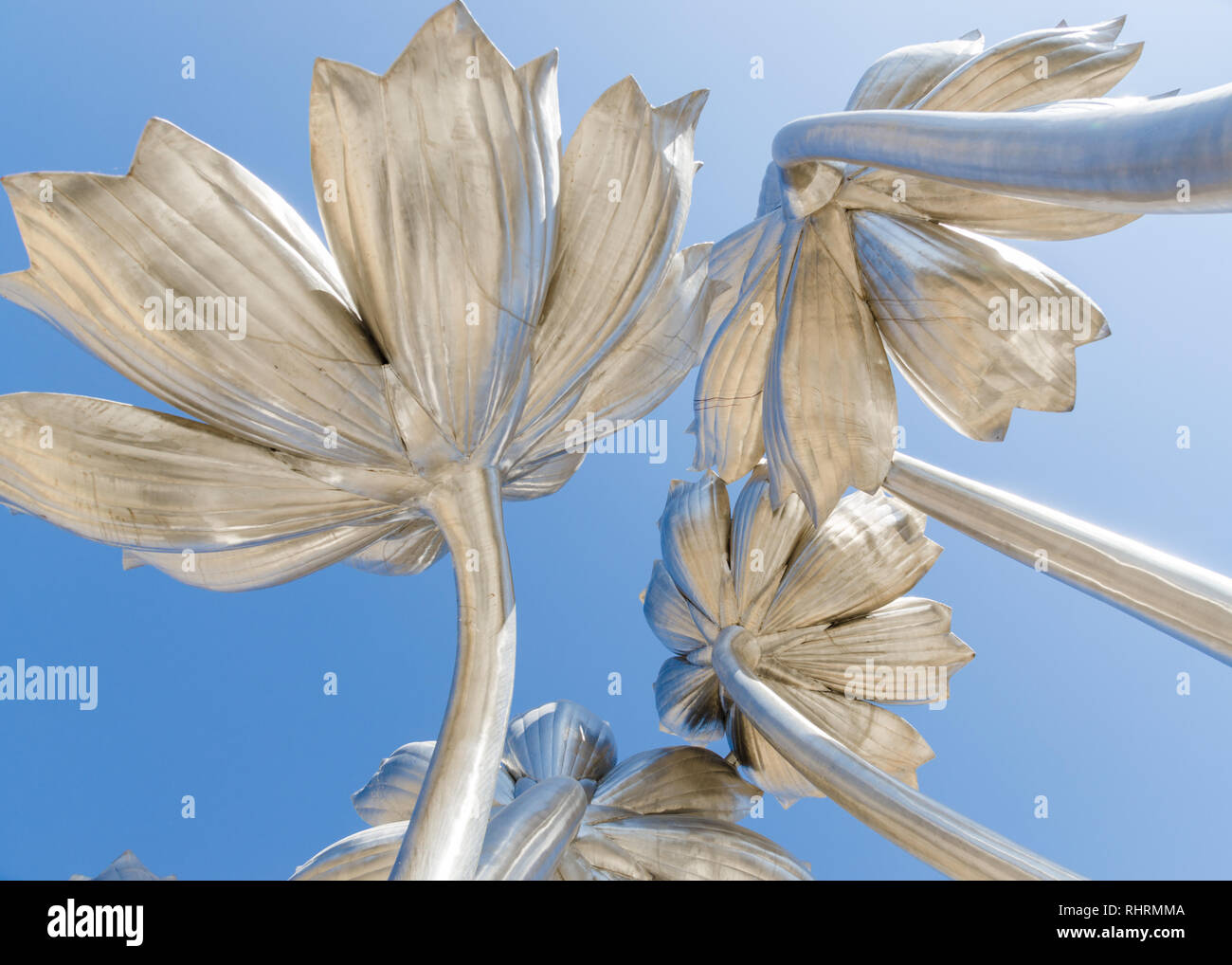 Sculpture de fleurs de grande taille en Zongjiao Lukang park, Lhassa, Tibet Banque D'Images