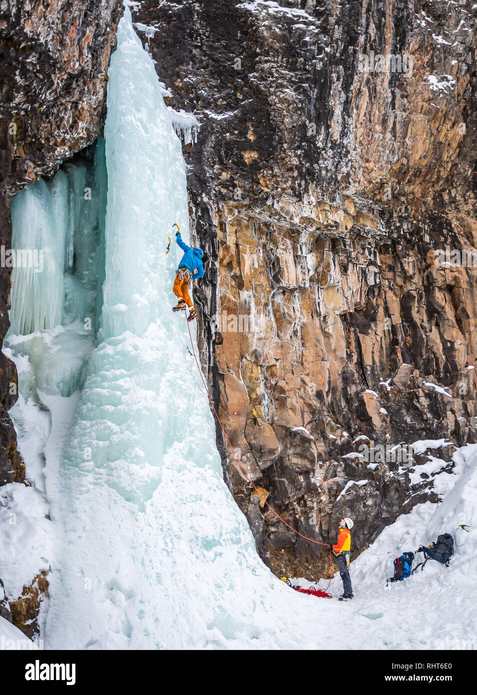 David Hanks conduisant l'ascenseur dans Hyalite Canyon près de Bozeman, MT Banque D'Images