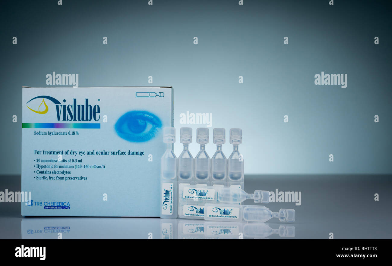 CHONBURI, THAÏLANDE-Octobre 17, 2018 : Vislube. L'hyaluronate de sodium 0,18  % pour le traitement de l'œil sec et endommager la surface oculaire. 0,3 ml à usage unique. Hypoton Banque D'Images