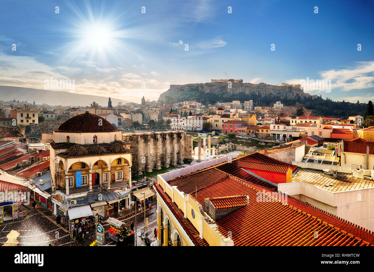 Athènes - vue panoramique de la place Monastiraki et l'Acropole, Grèce Banque D'Images