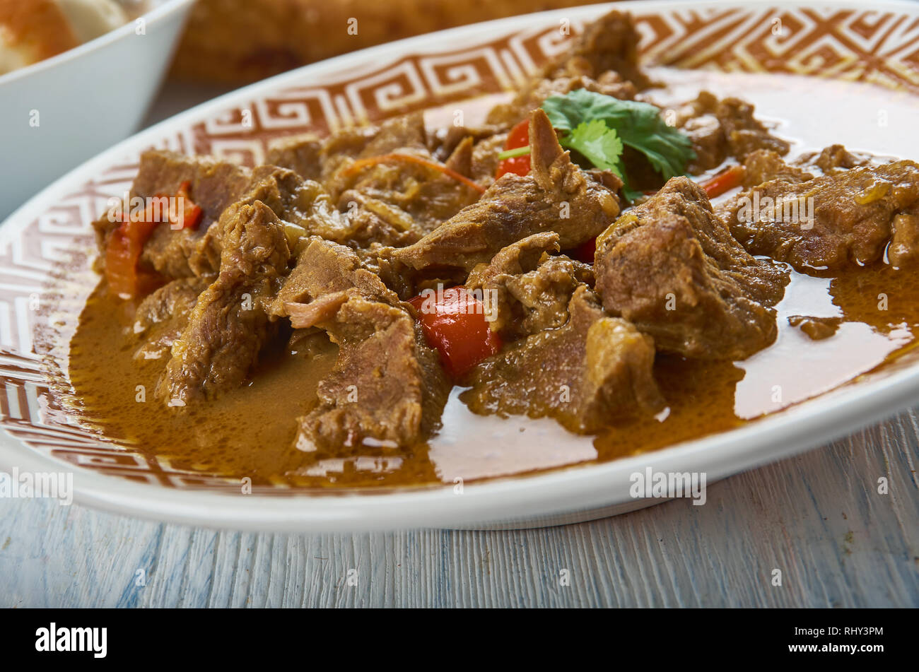 Mutton Korma Afghan, Afghani, uisine traditionnelle de l'Asie centrale un assortiment de plats, vue d'en haut. Banque D'Images