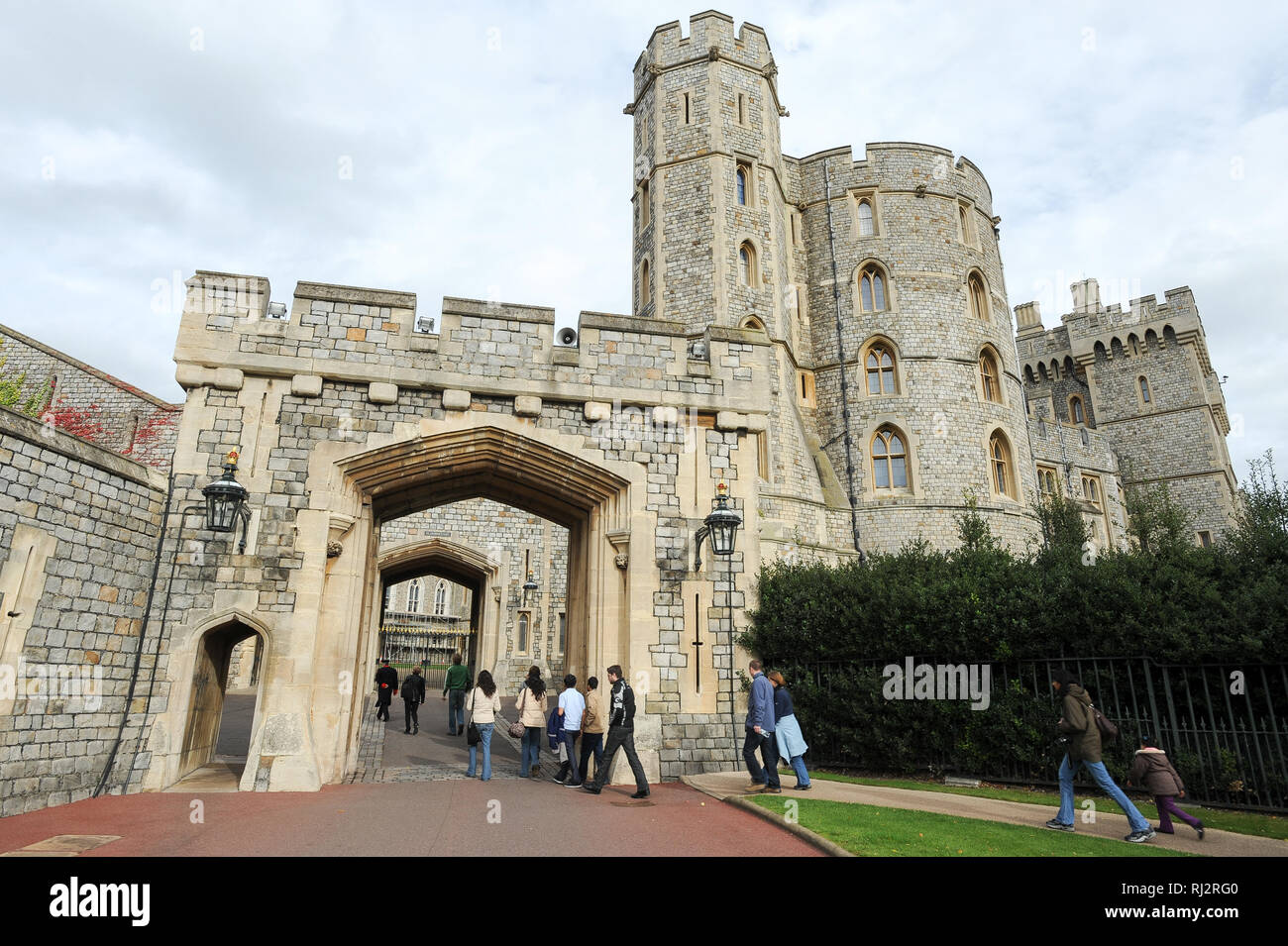 Passerelle St George et Edward III tour de château de Windsor résidence royale de Windsor, Berkshire, Angleterre, Royaume-Uni. 25 octobre 2008 © Wojciech Banque D'Images