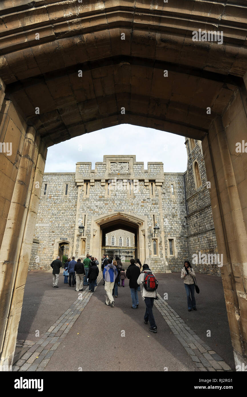 Passerelle St George du château de Windsor résidence royale de Windsor, Berkshire, Angleterre, Royaume-Uni. 25 octobre 2008 © Wojciech Strozyk / Alamy Stock Banque D'Images