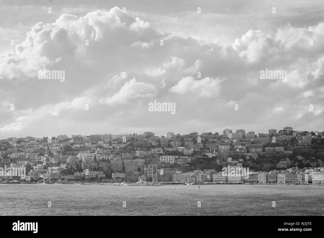 Voir d'Mergelinna et le golfe de Naples à Naples, Italie Banque D'Images