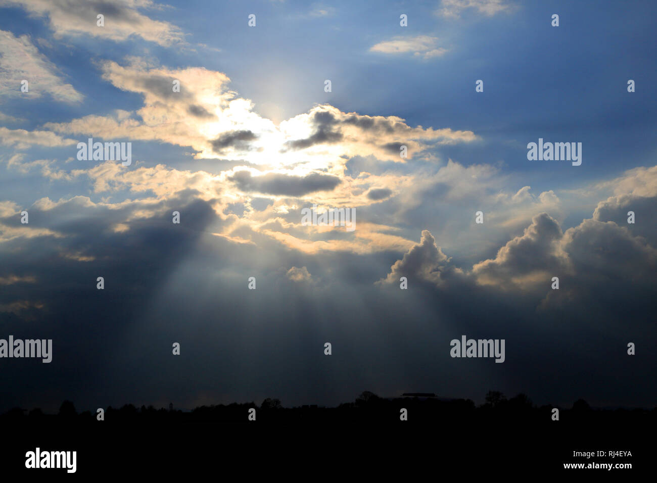 Gewitterwolken Gewitterstimmung, et plus humides, Banque D'Images